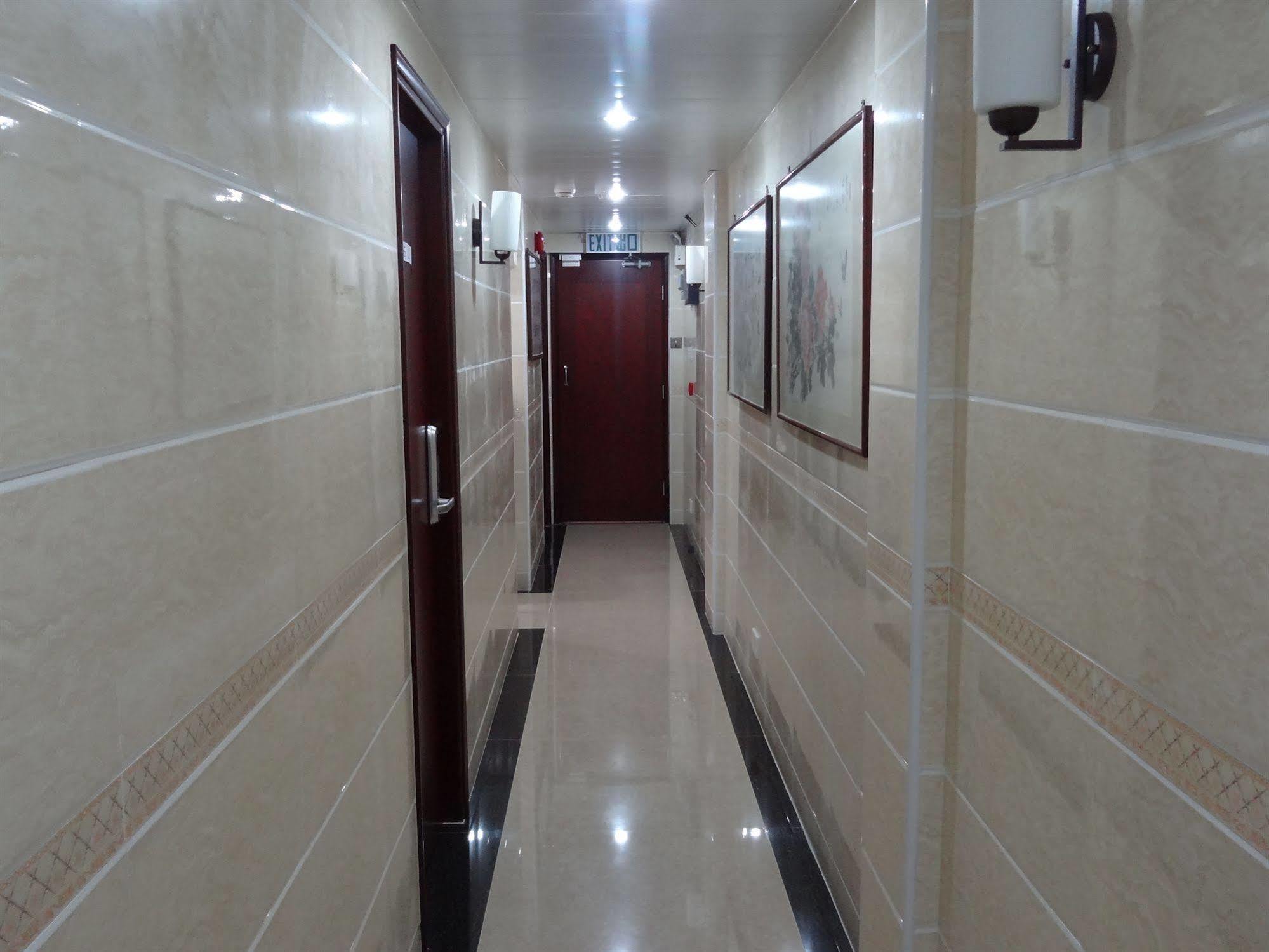 Tai Wah Hostel Хонконг Екстериор снимка