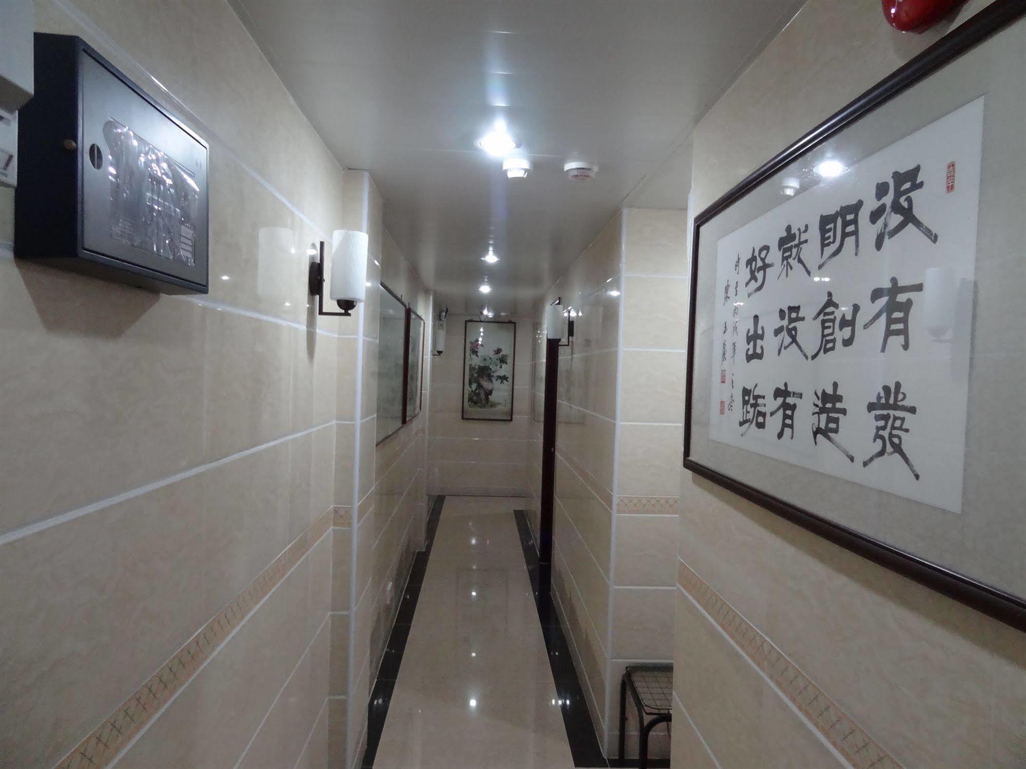 Tai Wah Hostel Хонконг Екстериор снимка